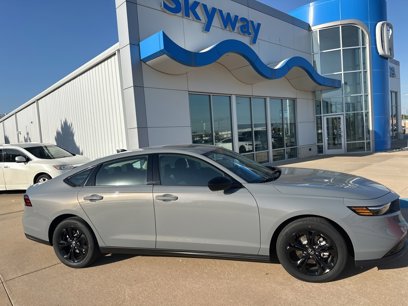 New 2025 Honda Accord SE