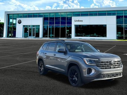 Used 2025 Volkswagen Atlas SE