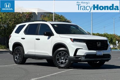 New 2025 Honda Pilot TrailSport