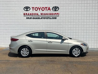 Used 2018 Hyundai Elantra SE