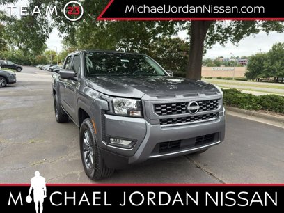 New 2025 Nissan Frontier SV w/ SV Convenience Package