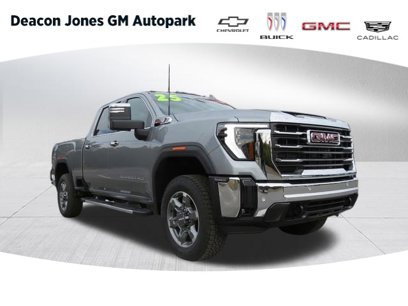 New 2025 GMC Sierra 3500 SLT w/ SLT Premium Package