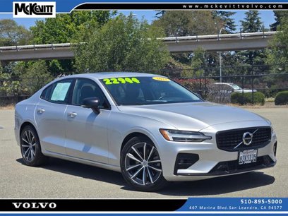 Certified 2022 Volvo S60 B5 Momentum