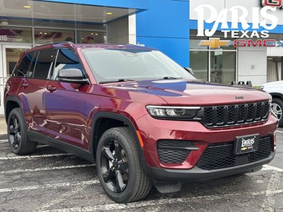 Used 2023 Jeep Grand Cherokee Altitude