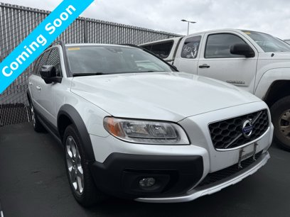 Used 2016 Volvo XC70 T5 Premier w/ Proximity Package