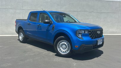 New 2025 Ford Maverick XL