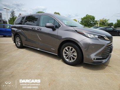 Used 2021 Toyota Sienna XLE