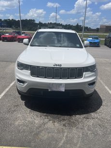 Used 2018 Jeep Grand Cherokee Laredo