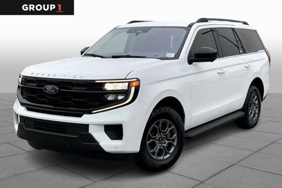 Used 2025 Ford Expedition Active