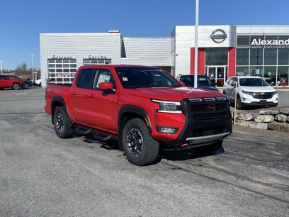 New 2025 Nissan Frontier PRO-4X w/ Tow Package