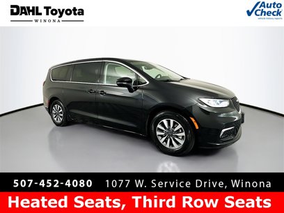 Used 2023 Chrysler Pacifica Touring-L
