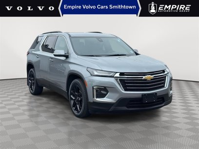 Used 2023 Chevrolet Traverse LT