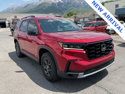 Used 2025 Honda Pilot TrailSport