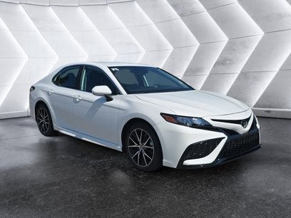 Used 2023 Toyota Camry SE