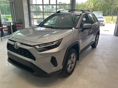 New 2025 Toyota RAV4 XLE w/ Weather Package