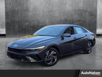 New 2025 Hyundai Elantra SEL