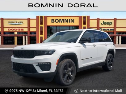 New 2025 Jeep Grand Cherokee Limited w/ Black Appearance Package