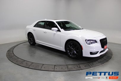 New 2023 Chrysler 300 Touring L w/ Popular Equipment Group