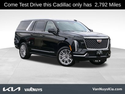 Used 2025 Cadillac Escalade ESV Premium Luxury