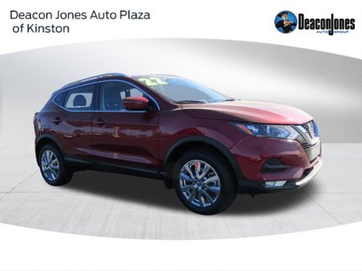 Used 2022 Nissan Rogue Sport SV w/ Technology Package