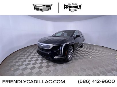 New 2025 Cadillac Optiq Luxury 1