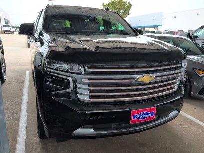 Used 2021 Chevrolet Tahoe High Country w/ Premium Package 2