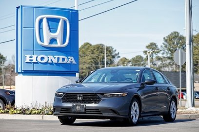 New 2025 Honda Accord LX