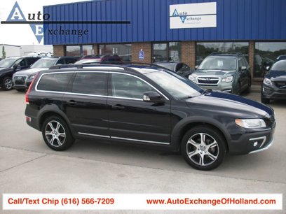 Used 2015 Volvo XC70 T6 w/ Proximity Package
