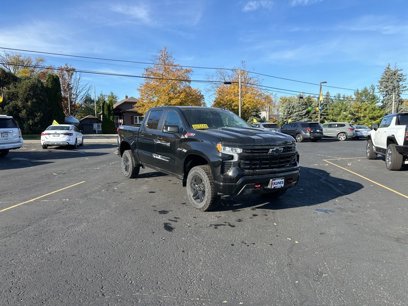 New 2024 Chevrolet Silverado 1500 LT Trail Boss w/ Convenience Package II