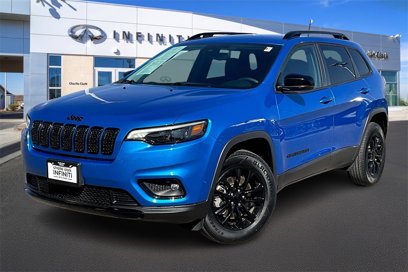Used 2023 Jeep Cherokee Altitude Lux