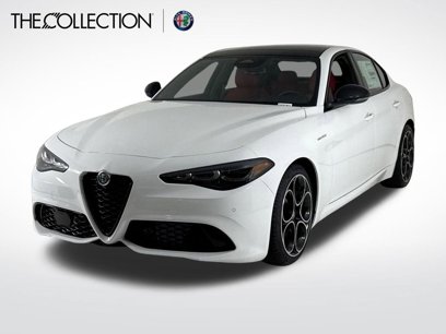 New 2025 Alfa Romeo Giulia Sprint w/ Veloce Package Rwd