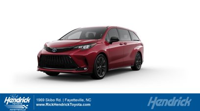 New 2025 Toyota Sienna XSE