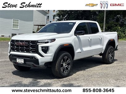 New 2025 GMC Canyon AT4