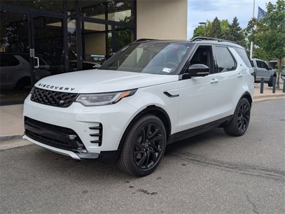 New 2025 Land Rover Discovery Dynamic SE