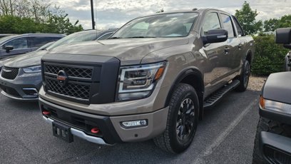 Used 2021 Nissan Titan PRO-4X w/ Pro-4x Convenience Package