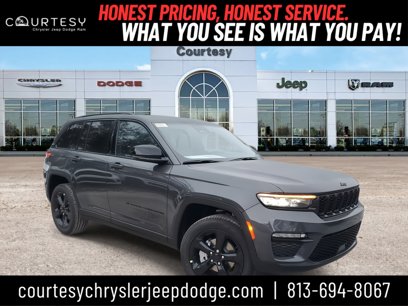 New 2025 Jeep Grand Cherokee Limited w/ Black Appearance Package