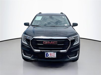Used 2022 GMC Terrain SLE w/ Driver Convenience Package