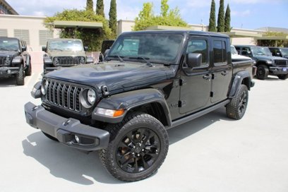 New 2025 Jeep Gladiator Sport