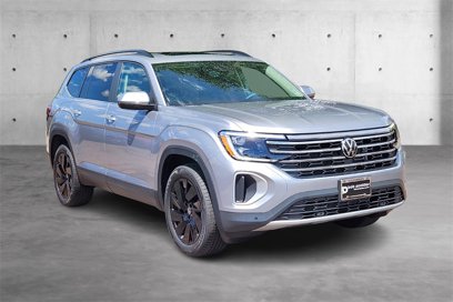 New 2025 Volkswagen Atlas SE