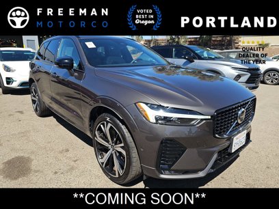 Used 2022 Volvo XC60 B6 R-Design w/ Advanced Package