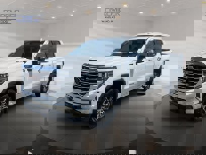 Used 2024 GMC Sierra 1500 SLT