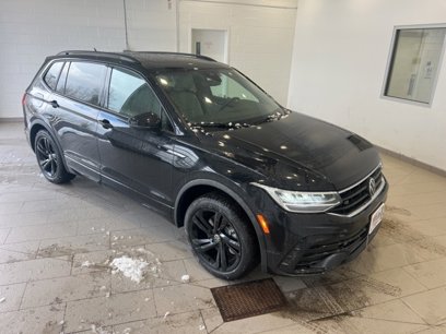 New 2024 Volkswagen Tiguan SE R-Line