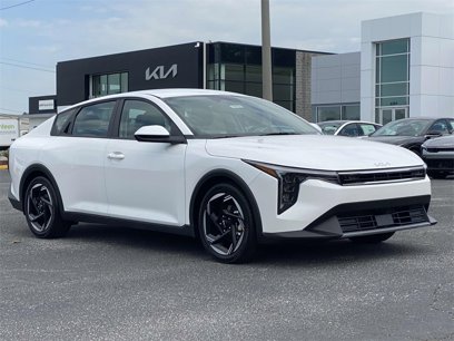 New 2025 Kia K4 EX