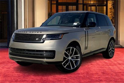 New 2025 Land Rover Range Rover SE