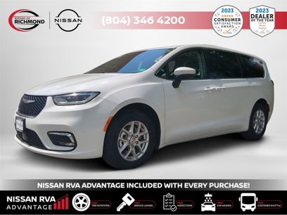 Used 2023 Chrysler Pacifica Touring-L