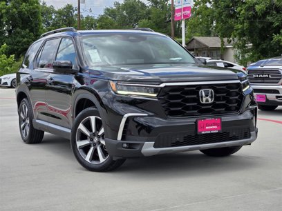Certified 2025 Honda Pilot Touring