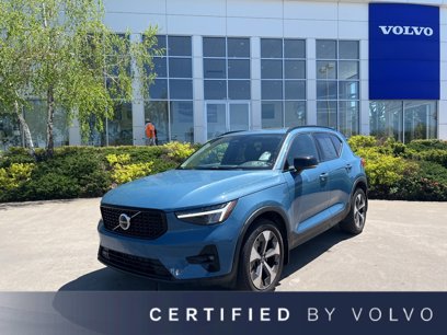 Used 2023 Volvo XC40 B5 Plus w/ Protection Package Premier