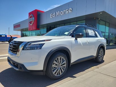 New 2025 Nissan Pathfinder SL w/ SL Premium Package