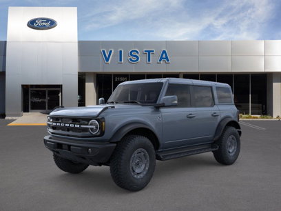 New 2025 Ford Bronco Outer Banks w/ Sasquatch Package