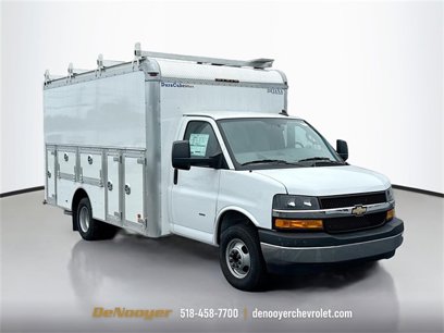 New 2023 Chevrolet Express 3500 w/ Power Convenience Package